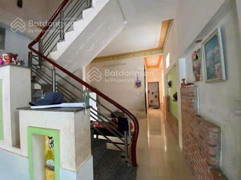 Nhà 2 tầng đường chính đông hà cẩm kim, đang cho thuê sẵn dòng tiền, dt 120m2 ngang 5m