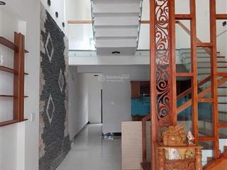 Nhà 2 tầng đường trần quốc toản. vị trí trung tâm thuận tiện. hiện đang cho cty thuê sẵn dòng tiền