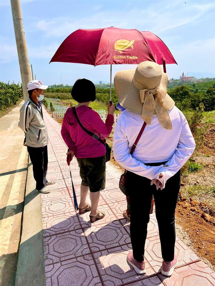 2 nền thổ cư liền kề, chính chủ kẹt tiền bán gấp ngay công viên lộc an