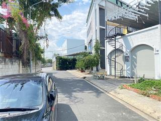 Bán gấp lô đất sát mt đường phạm văn đồng, 60m2, shr, không quy hoạch lộ giới, mật độ xd cao.