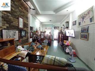 Bán nhà 1 trệt 1 lầu ngay mt ql13 hiệp bình chánh. ngay đh luật tp.hcm, dt 114m2 4x28m. sổ hồng cc