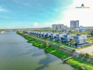 Định cư nước ngoài, chính chủ sang nhượng biệt thự 3 tầng trực diện sông chỉ dành cho giới tinh hoa