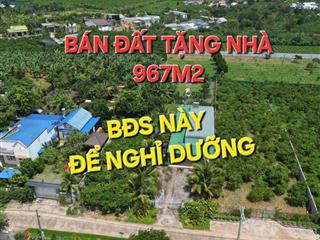 Nhà vườn sẵn cây ăn trái, đường xá thuận tiện. dọn vào ở ngay