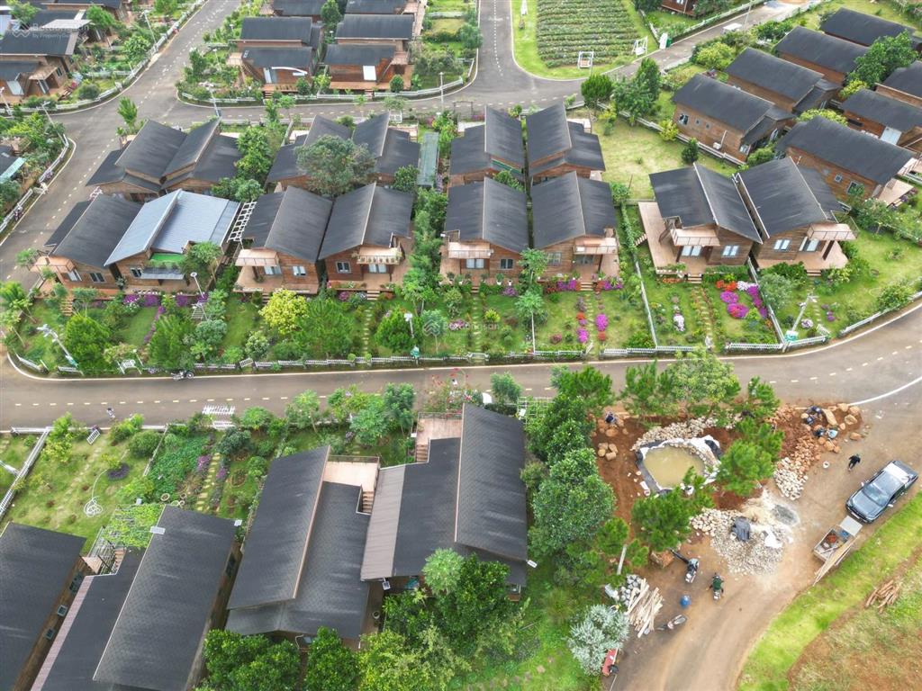 Trung tâm blá bảo lâm nhà vườn 222m2 full thổ cư, sẵn nhà giữa rừng thông mát lạnh