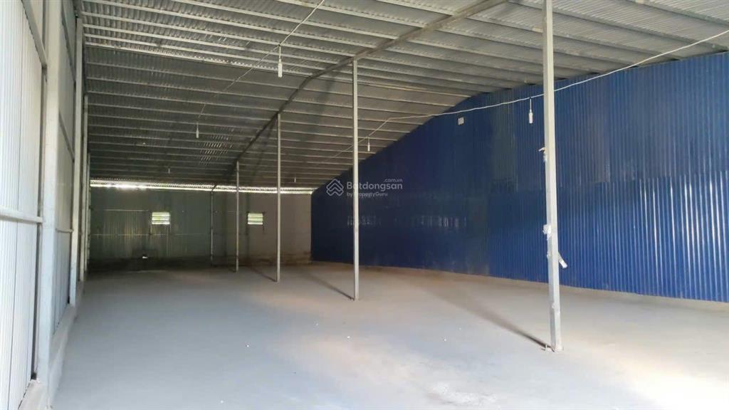 Chính chủ cho thuê kho 1000m2  đại lộ thăng long  an khánh  hà nội