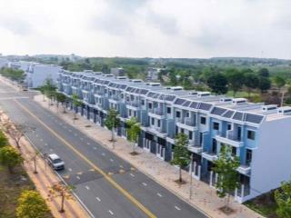 Bán shophouse tại vành đai, 2,7 tỷ, 100m2, 3pn, 3wc, 2 tầng, đồng xoài, bình phước