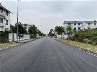 Chuyển nhượng lô góc 280m2 mặt đường 15m dự án anh dũng 7  dương kinh  hải phòng .