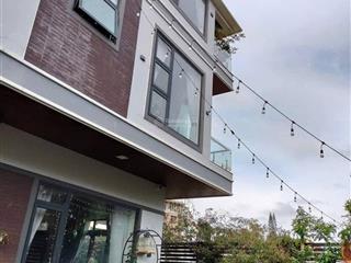 Cho thuê villa sân vườn trung tâm đà lạt, 25 tr/tháng đường xe 16 chỗ hẻm lê hồng phong