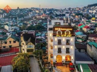 Cho thuê khách sạn 3 sao  40 phòng trung tâm đà lạt  view đẹp 150 tr/tháng