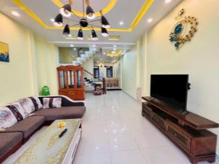 Cho thuê nhà nguyên căn đường 3/4  nhà mới, nội thất đẹp