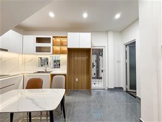 Bán nhà 2 mặt tiền  đường cô bắc, dt 45m2, ngang 4.5 m, giá 8.x tỷ.