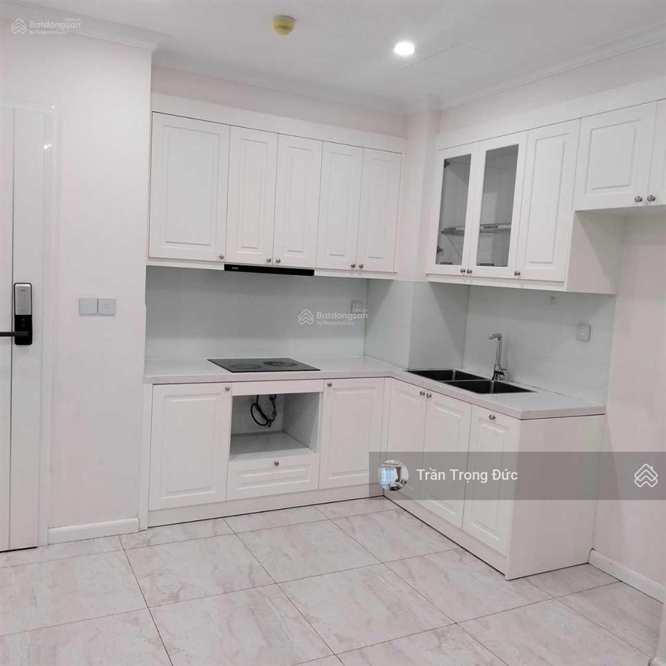 Tôi cần bán chcc lạc hồng, tây hồ, 76.6m2, 2pn, giá 6.6 tỷ.  a. hải 0981 545 ***