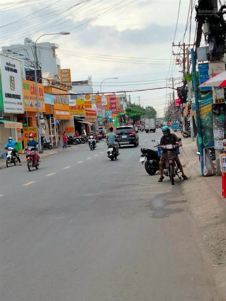 Mặt tiền đường nguyễn thị sáu  quận 12. bán kính 50m trường cấp 1,2,3 cao đẳng điện lực