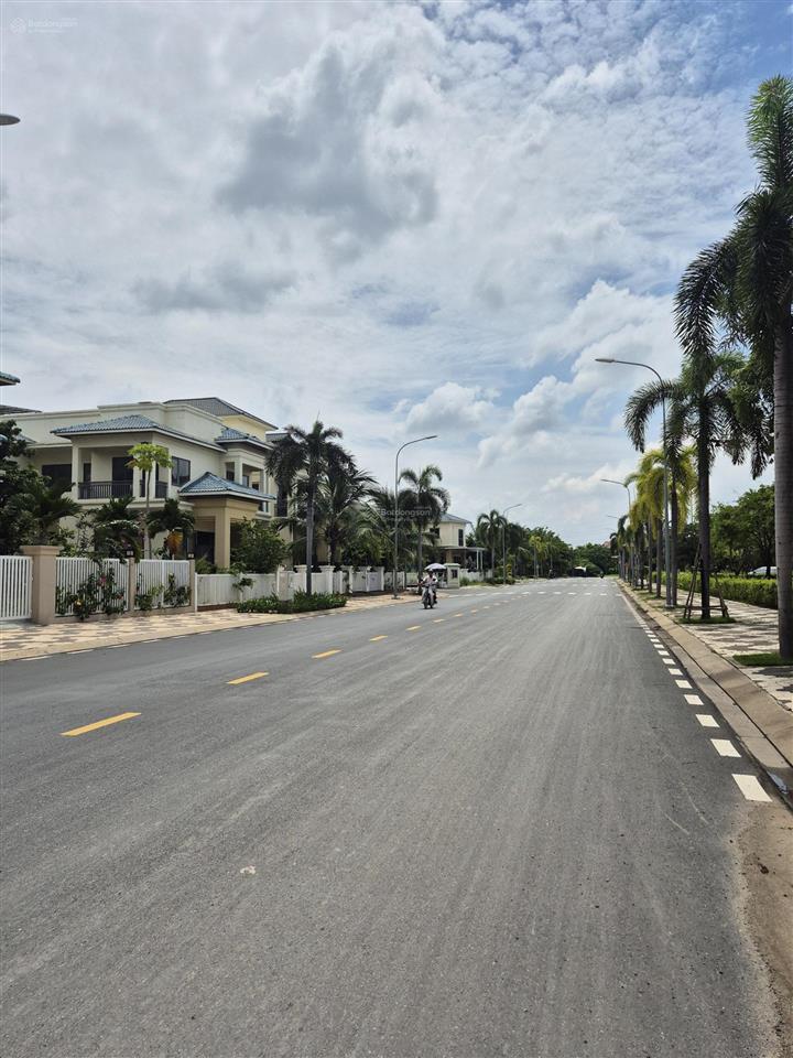 Bán biệt thự liền kề senturia vườn lài, ngang 12 x 20m, cực kì sang trọng