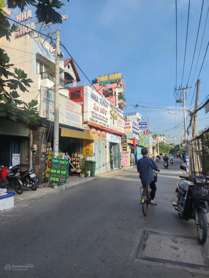 Mặt tiền đường cầu ba phụ, ngay trục chính tx25 vào 1 xíu. đường tx25 đang mở rộng