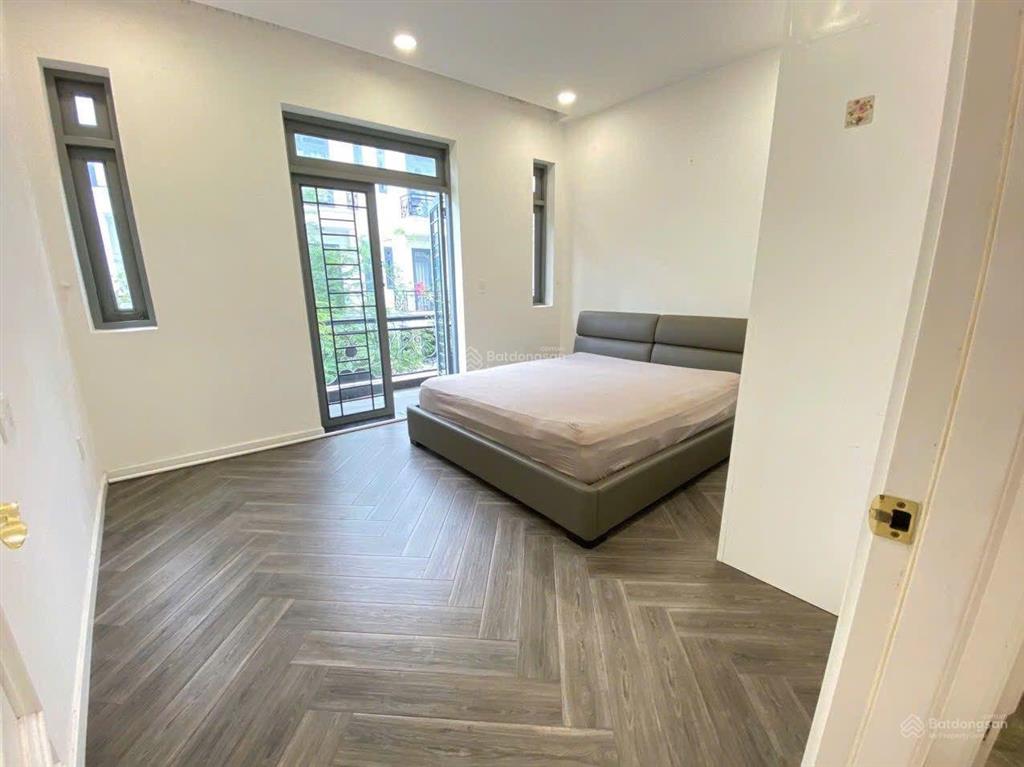 Bán nhà khu bảo minh, nhà 5 lầu mới cực kì xịn xò