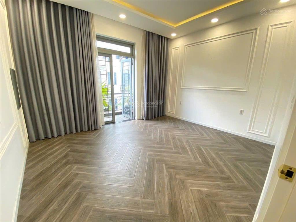 Bán nhà khu bảo minh, nhà 5 lầu mới cực kì xịn xò