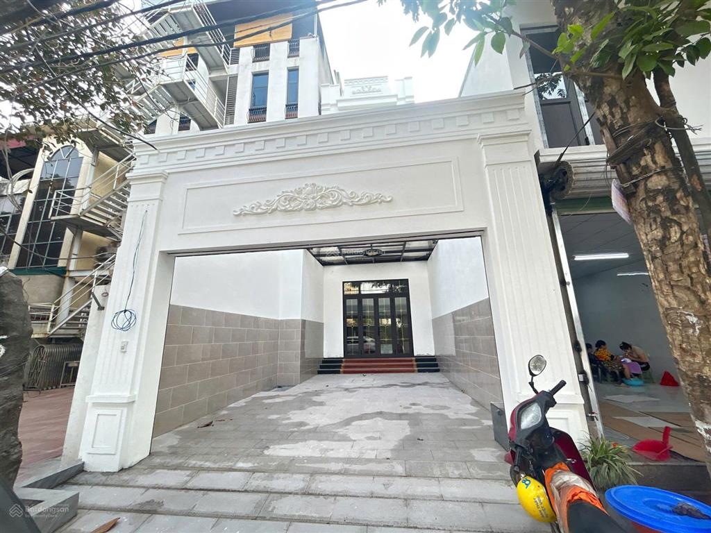 Bán nhà mặt phố tại tây tựu, 23.8 tỷ, 125.7m2, hàng hiếm view đẹp
