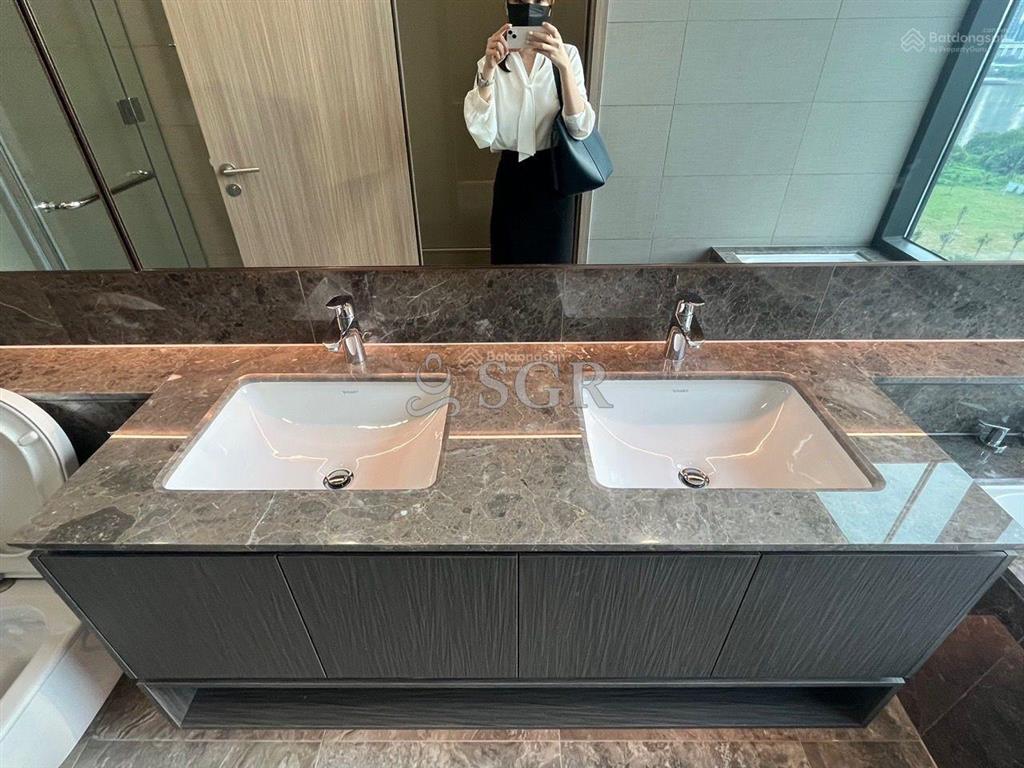 Tấn trường bán nhanh 4pn  the river  tầng cao  60 tỷ