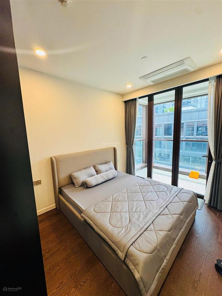 Tấn trường bán 3pn sân vườn the galleria  32 tỷ