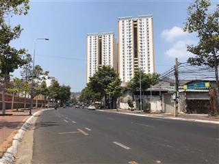 Bán biệt thự mt võ thị sáu cách bãi sau vũng tàu 300m view công viên hồ 1800m2=15m x 100m 120 tỷ