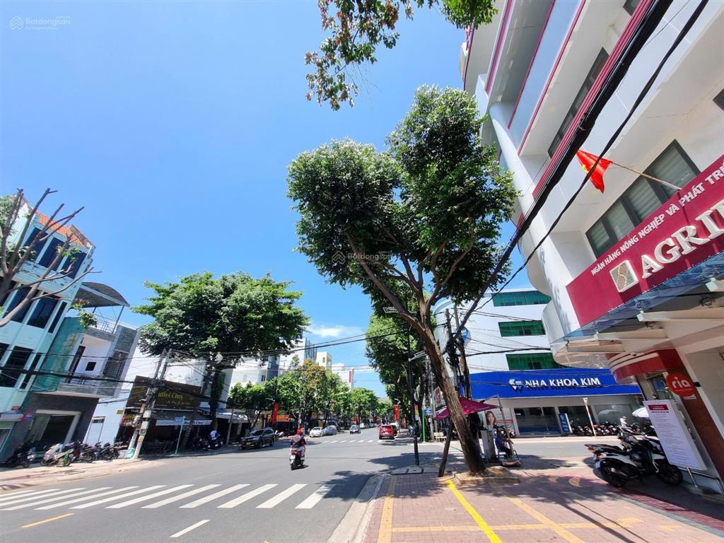 Bán nhà mặt tiền nam kỳ khởi nghĩa  s=274m2=7,4x37m=2 tầng tiện kinh doanh gần chợ vũng tàu 35 tỷ