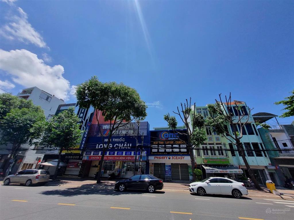 Bán nhà mặt tiền nam kỳ khởi nghĩa  s=274m2=7,4x37m=2 tầng tiện kinh doanh gần chợ vũng tàu 35 tỷ