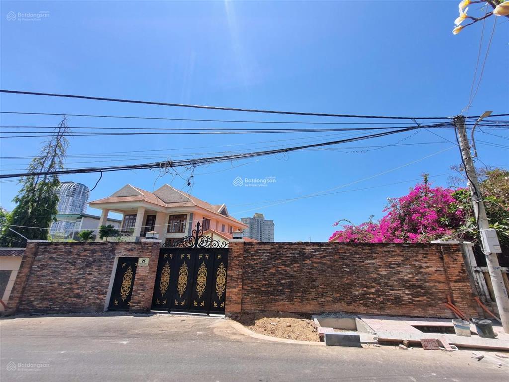 Bán nhà sân vườn khu biệt thự đồi ngọc tước  s=707m2=13x36m  nơi đáng sống tại vũng tàu  57 tỷ