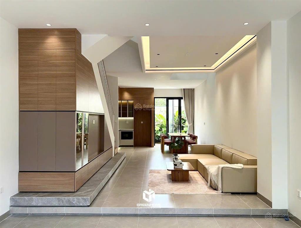 Bán nhà mặt tiền nguyễn thị minh khai  gần bãi sau vũng tàu  s=80m2=5x16m =3 tầng mới  12,5 tỷ