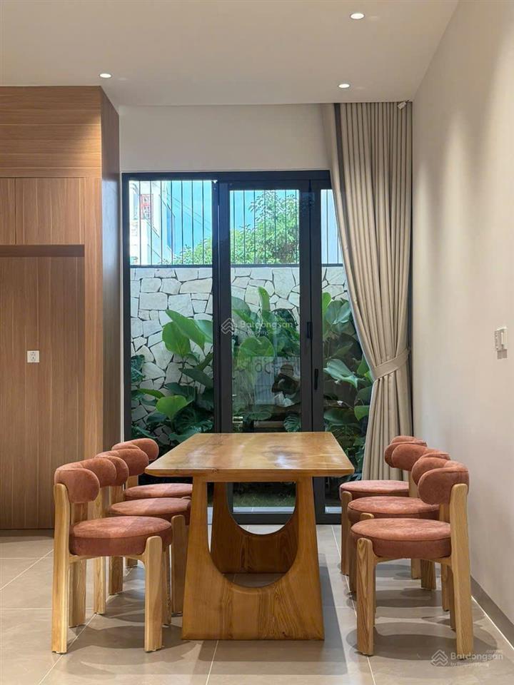 Bán nhà mặt tiền nguyễn thị minh khai  gần bãi sau vũng tàu  s=80m2=5x16m =3 tầng mới  12,5 tỷ