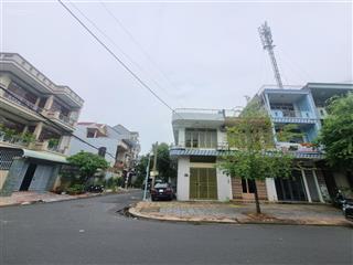 Bán nhà góc 2 mặt tiền đường võ văn tần  s=76,3m2 =4,4x17,5m =2 tầng  khu dân trí cao  8,3 tỷ