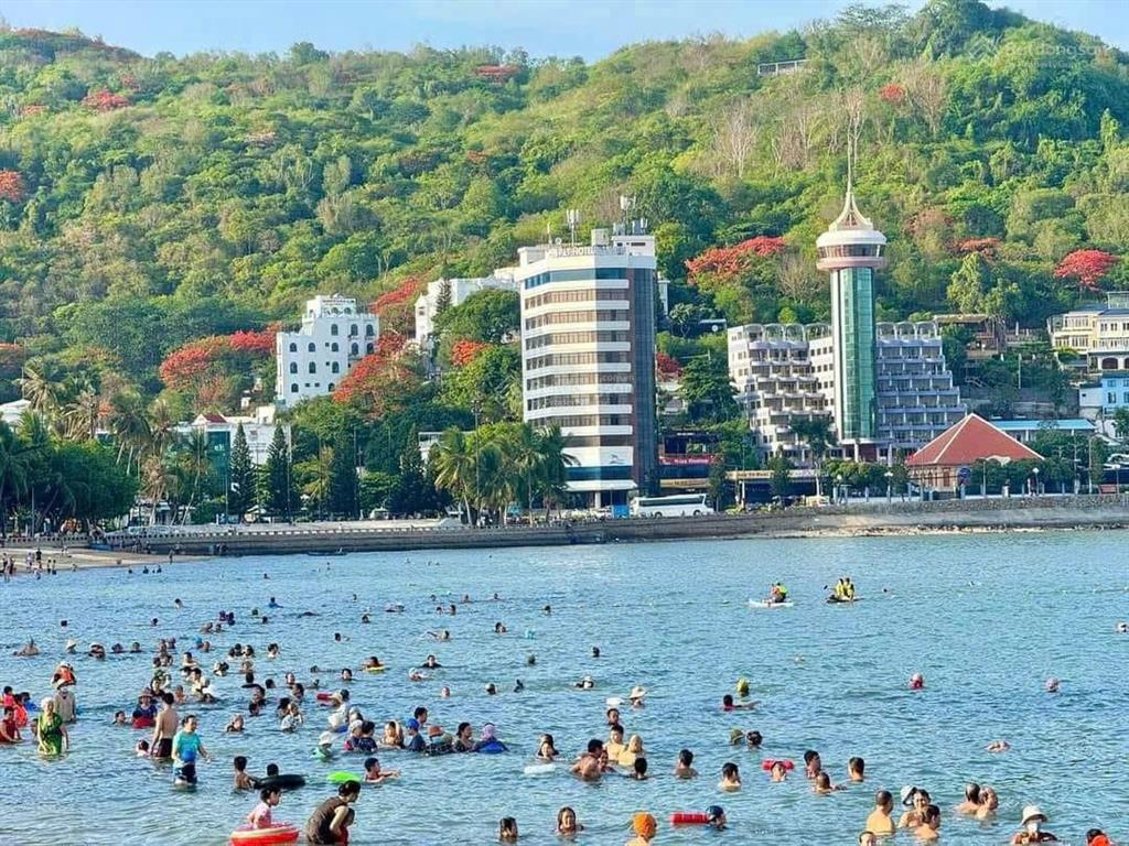 Bán nhà mặt tiền phó đức chính  khu khách sạn bãi sau vũng tàu  s=210m2=9x23m bhr 3 tầng  45 tỷ