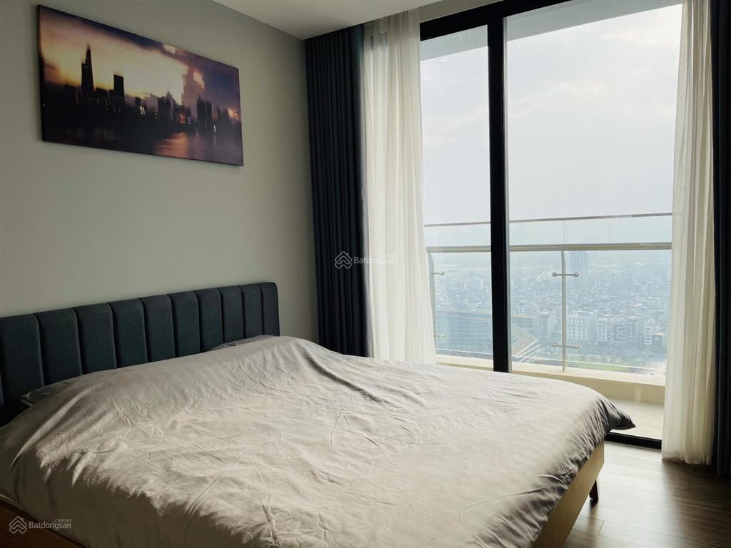 Cho thuê căn hộ vinhomes west point, căn góc, 4 ngủ, đầy đủ nội thất hiện đại
