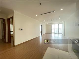 Vào ở luôn  căn hộ 3 phòng ngủ vinhomes nguyễn chí thanh, nội thất cơ bản, tầng cao view thoáng