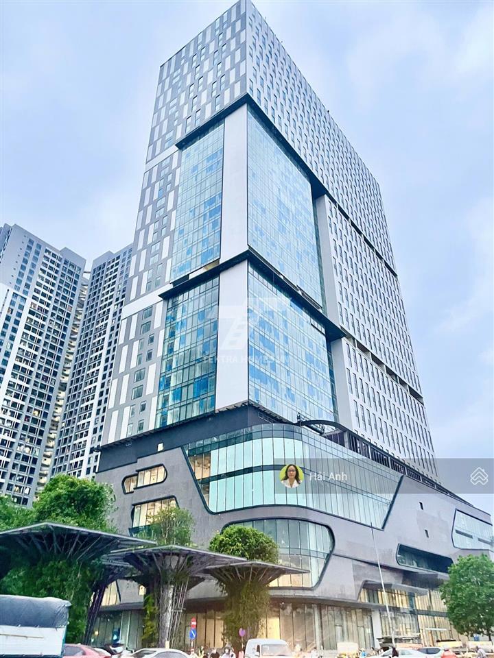 Chính chủ cho thuê sàn văn phòng tòa rox tower, 136 hồ tùng mậu (goldmark city), ô góc view nội khu