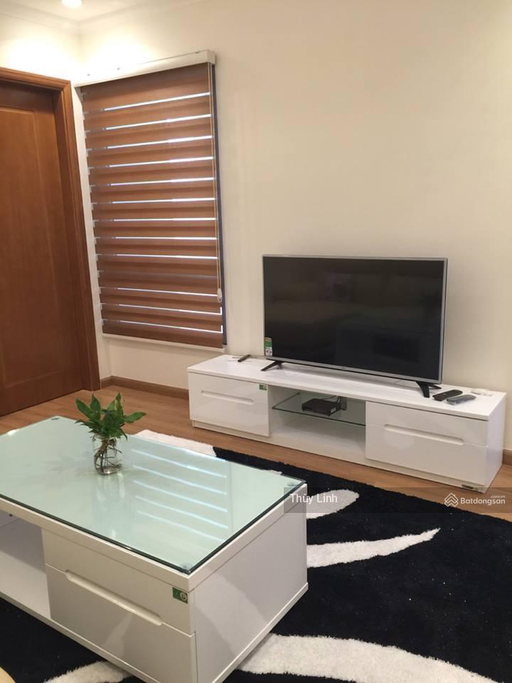 Căn hộ 1 phòng ngủ cho thuê tại vinhomes nguyễn chí thanh, đã có sẵn nội thất, vào ở luôn
