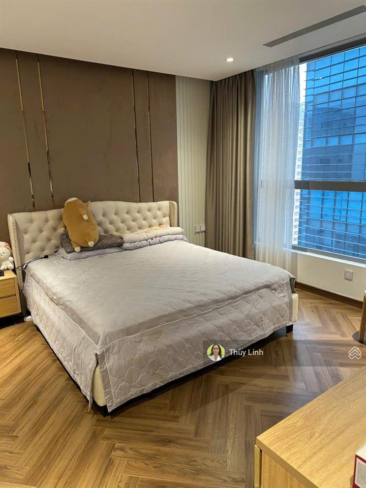 Bán căn hộ vinhomes 54a nguyễn chí thanh, 3pn, căn góc, ban công view hồ   0987 391 ***