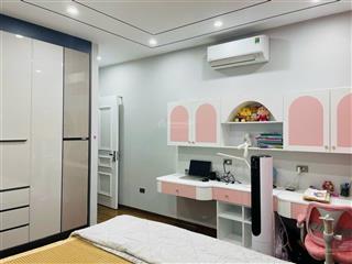 Cho thuê căn hộ chung cư lô e ngay cạnh chelsea trần kim xuyến, dt 75m2 có 2pn  1wc giá 10.5tr/th