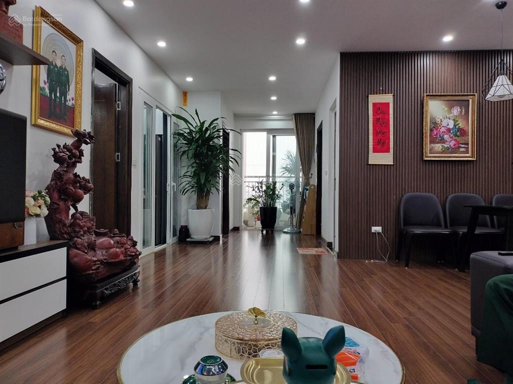 Bán căn hộ chung cư n07 thành thái, dt 133m2 thiết kế 3pn  3wc, nhà đẹp full đồ