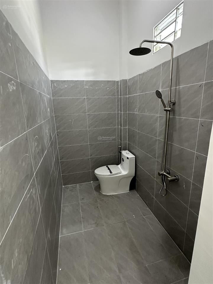 400tr có nhà mới đẹp 2pn 5x20 dân cư đông sát ql13