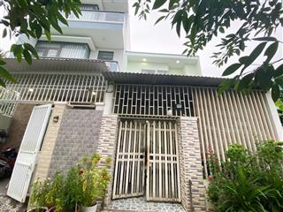 BÁN NHÀ 2 TẦNG PHÚ TRUNG VĨNH THẠNH - PHƯỜNG TÂY NHA TRANG
- Diện tích : 80,9m2 ngang 5m