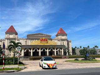 Giá chưa đến 100/m2. rẽ nhất trục võ nguyên giáp đà nẵng. 940m2 mặt tiền 36m.  0976 797 ***