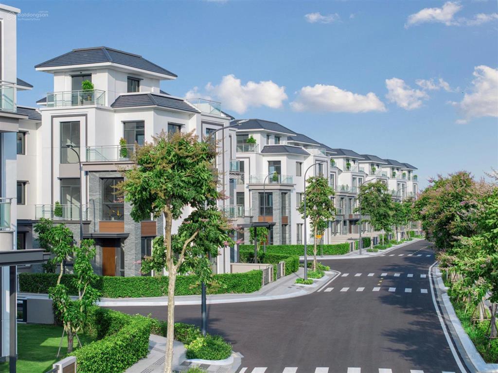 Nhà phố gladia khang điền giáp 3 mặt sông quận 2, giá chỉ 25 tỷ