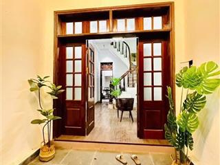Nhà riêng phố khương trung ô tô đỗ cửa, 10m ra phố, nói không với quy hoạch, full nội thất, 50m2*3t