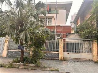 Bán biệt thự sân vườn lô góc 2 mặt đường kđt văn khê hà đông 445m2x3 tầng, mt 20m chỉ 170 triệu/m2