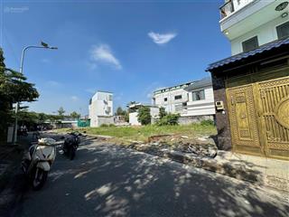 1 lô duy nhất  đất khu dân cư đẹp 60m2 ngang 4.7m đường 8m cách phạm văn đồng 30m chỉ 5.7 tỷ