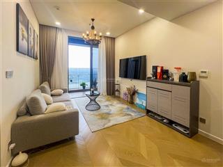 Cho thuê căn hộ lumiere riverside tầng cao tháp east với 3 phòng ngủ full nội thất view sông