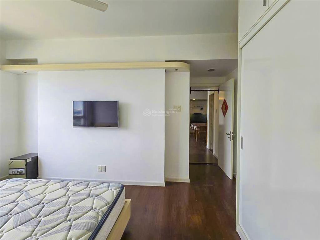 Căn hộ bán tại tropic garden thảo điền tầng trung view sông gồm 2 phòng ngủ với diện tích 88m2