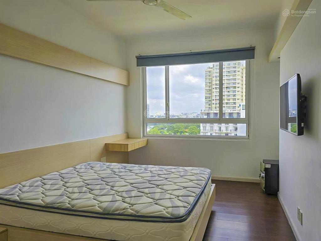 Căn hộ bán tại tropic garden thảo điền tầng trung view sông gồm 2 phòng ngủ với diện tích 88m2