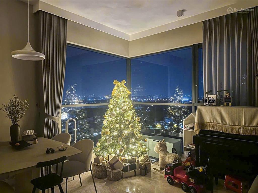 Bán căn hộ q2 thảo điền tháp t3 với 3 phòng ngủ view sông & thành phố có sổ hồng